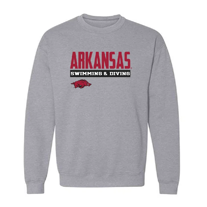 Arkansas - NCAA Women's Swimming & Diving : Isabella Perreira - Classic Fashion Shersey Crewneck Sweatshirt Hoodie with Hem Frayed Vintage Worn