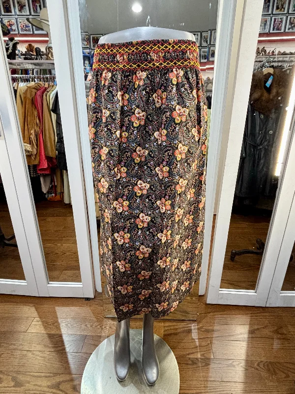 70’s Black with Red And Yellow Cinch Elastic Small Flowers Waist Skirt tiered skirt playful