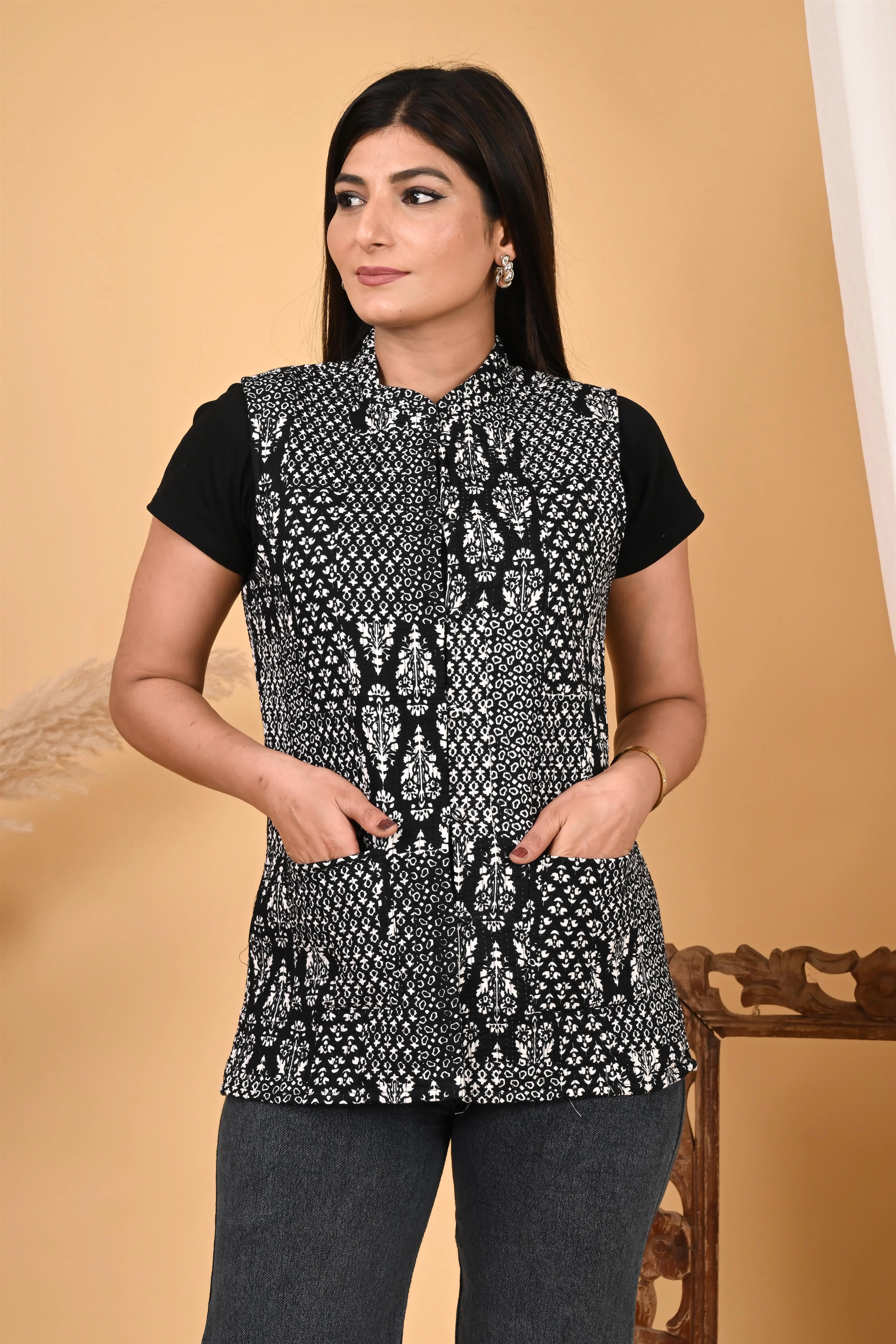 Winter Black Sleeveless Reversible Jaipuri Cotton Quilted Jackets For Women Zippered Jacket Buttoned Jacket Snapped Jacket