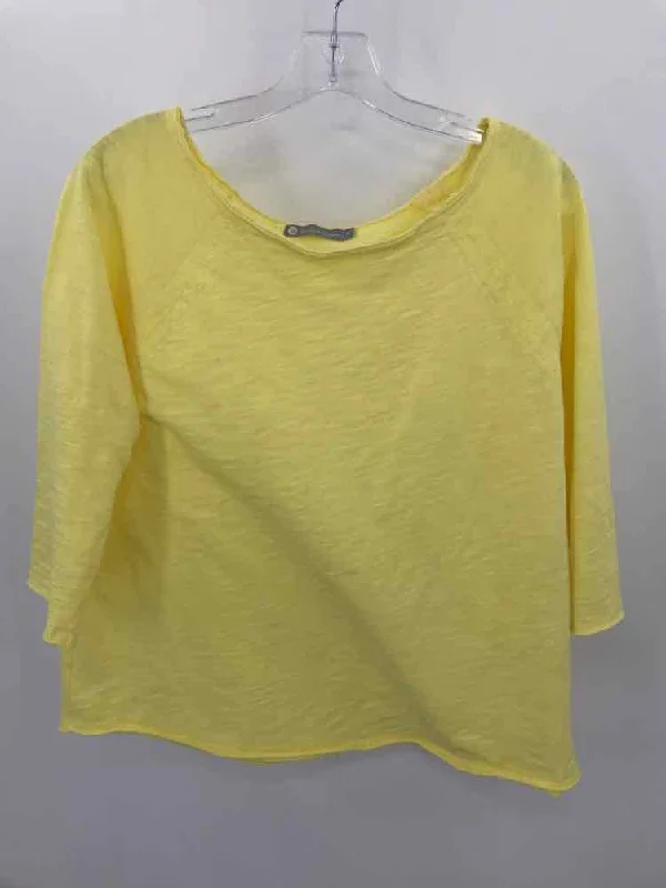 Pre-Owned In Cashmere Yellow Size Medium T-shirt Machine Wash Dry Clean Hand Wash