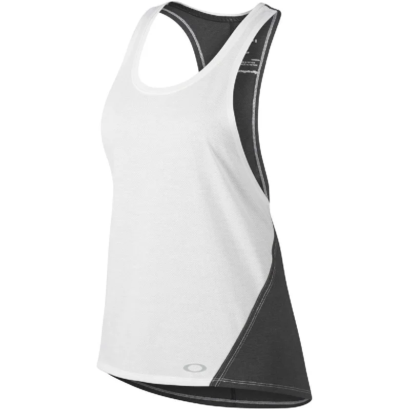 Oakley Radiate Training Women's Tank Shirts (Brand New) flexible tank top