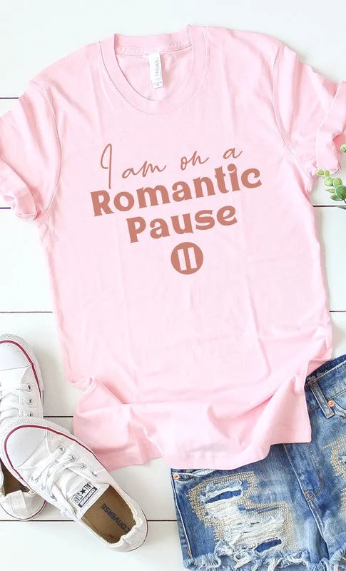 Romantic Pause Graphic Tee Anti-Pilling Machine Wash Handmade