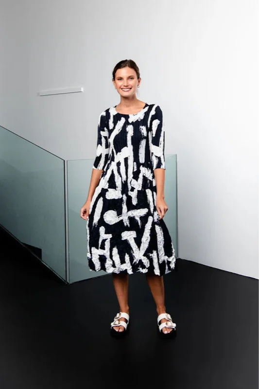 Alquema - ADC544-IN 3/4 Sleeve Smash Pocket Dress