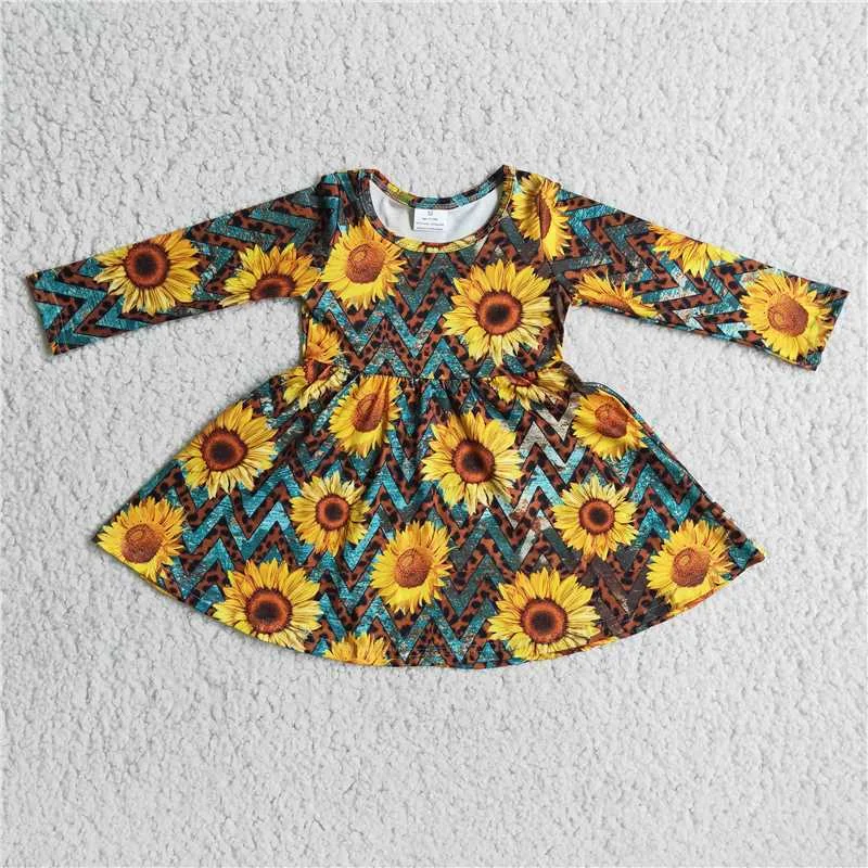 long sleeve dress sunflower print sweetheart Neckline Romantic